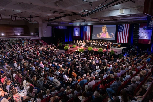 Picture of a crowd.