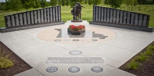 Picture of The Missouri Vietnam Veterans Memorial at Patriots Park