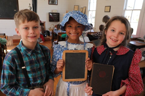 Second grade students at Prairie Days.