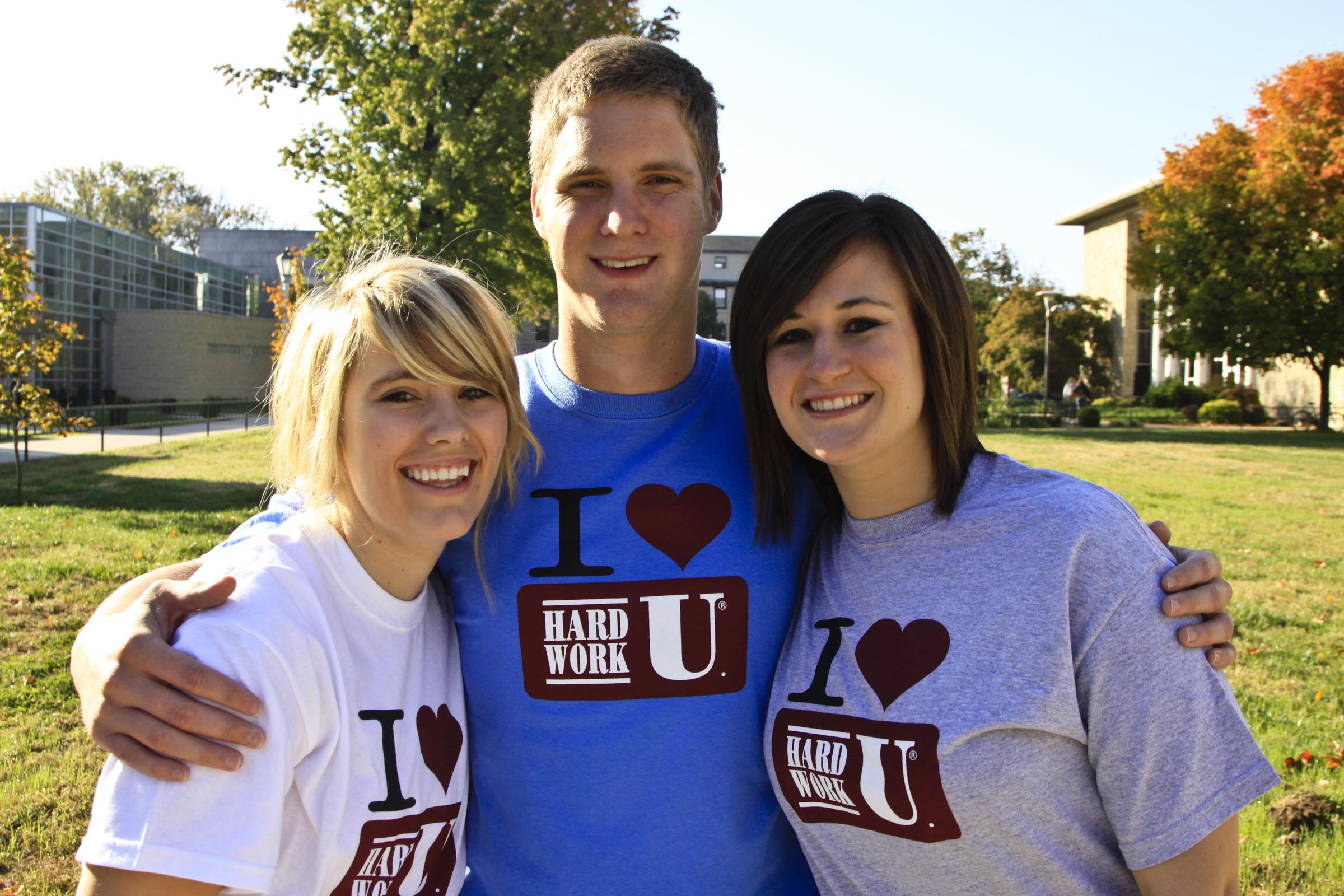 Students enjoying being at College of the Ozarks