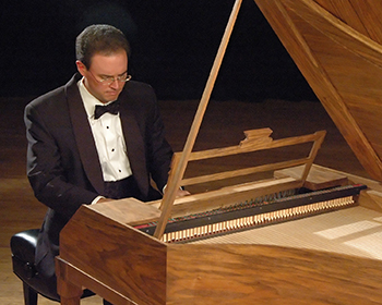 College of the Ozarks to host pianist and composer Matthew Bengtson on March 7